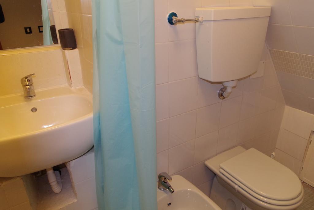 ホテル Ca Du Grifun ヴェルナッツァ 部屋 写真